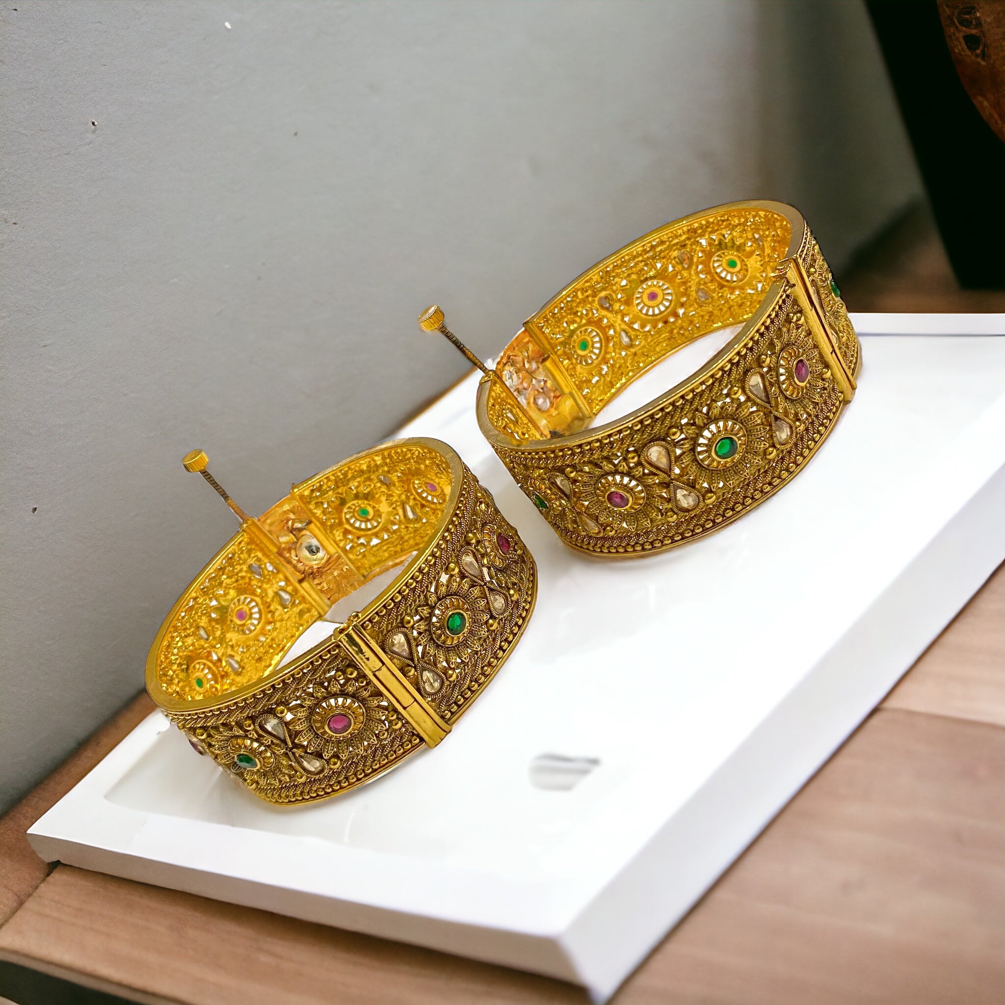 Elegant Gold Plated Bangles: Dazzling Design for Every Occasion